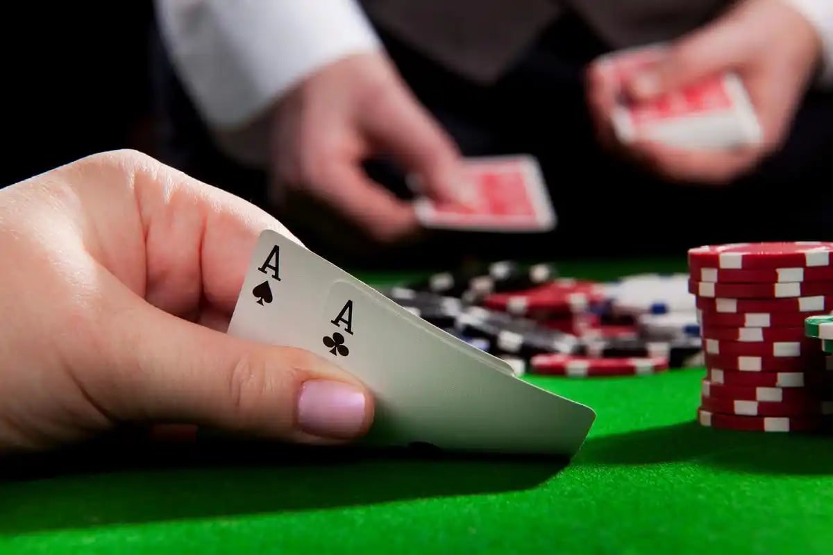 Casino-style entertainment cards on bat 1333 with responsible limits